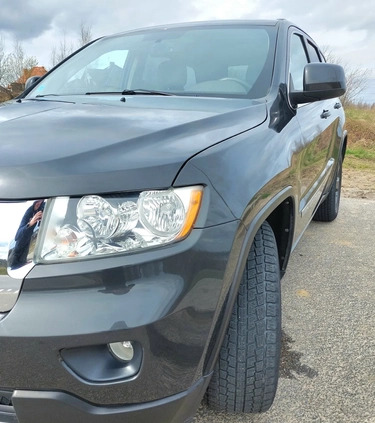 Jeep Grand Cherokee cena 61900 przebieg: 157500, rok produkcji 2010 z Gdańsk małe 172